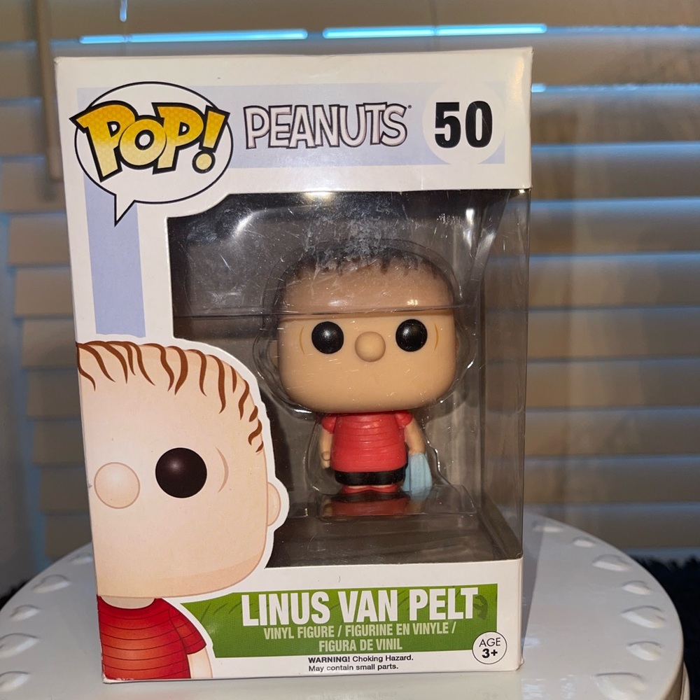 FUNKO Linus Van Pelt Pop Vinyl figure‎ from Peanuts